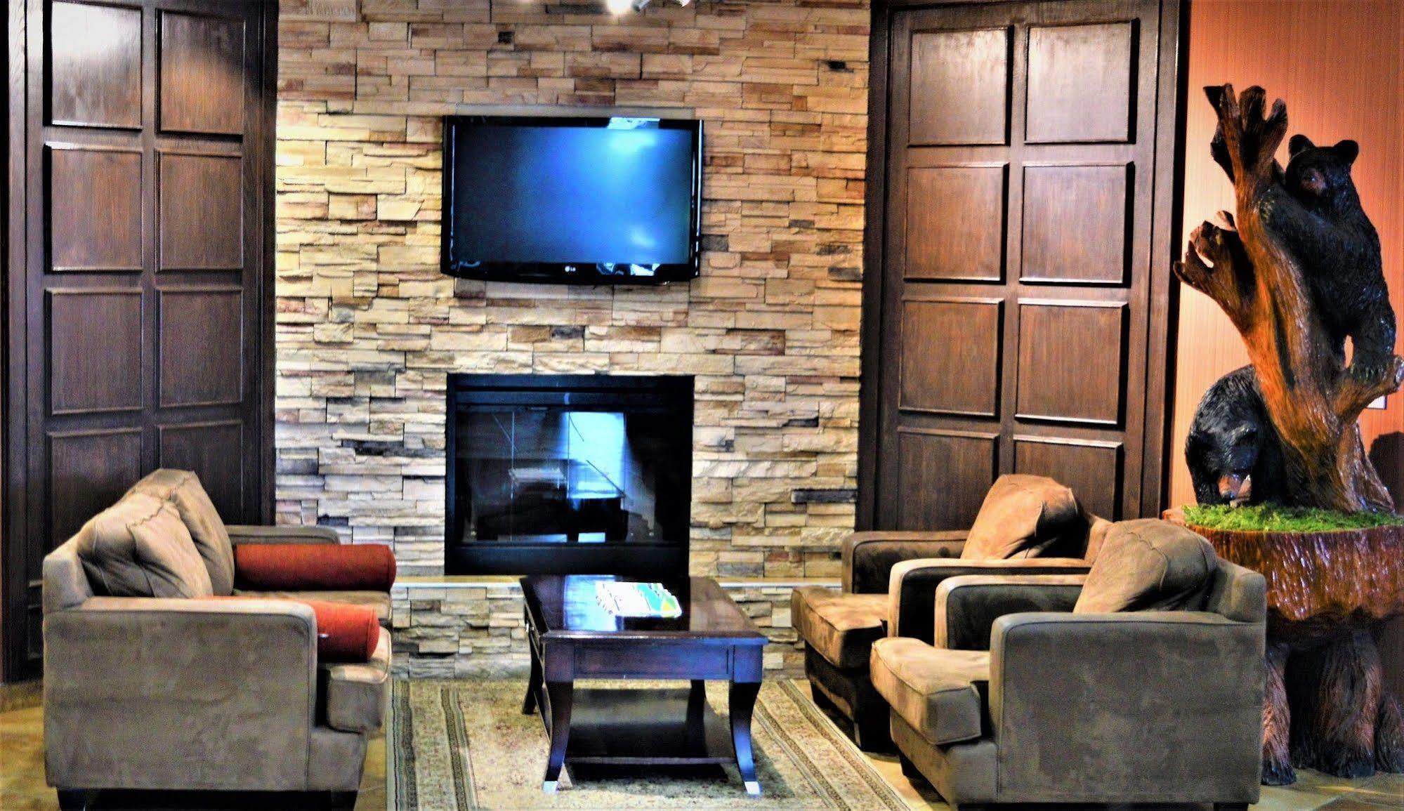 Sigma Inn & Suites Hudson'S Hope Hudson Hope Esterno foto